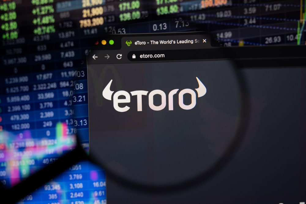 etoro