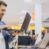 Najbolji jeftini laptopi za poslovnu upotrebu (7 preporuka)